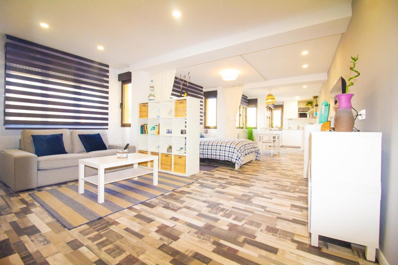 Loft En Gijon - Cimavilla Con Vistas Al Cerro المظهر الخارجي الصورة